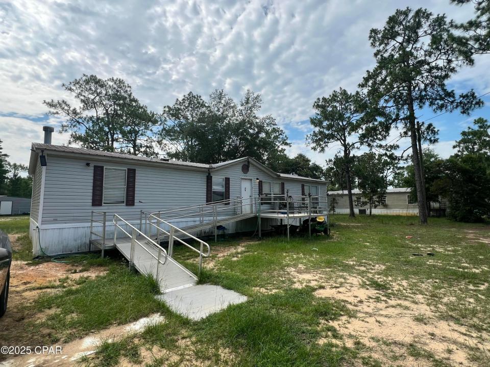 4151-4155 Yorkshire Drive, Chipley, Floride 32428, États-Unis