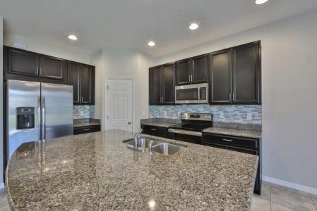 7045 Grand Elm Dr, Riverview, Florida 33578, USA