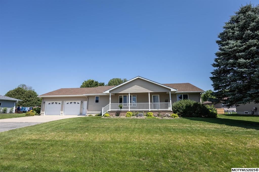 318 Dahl Dr, Manly, Iowa 50456, Estados Unidos