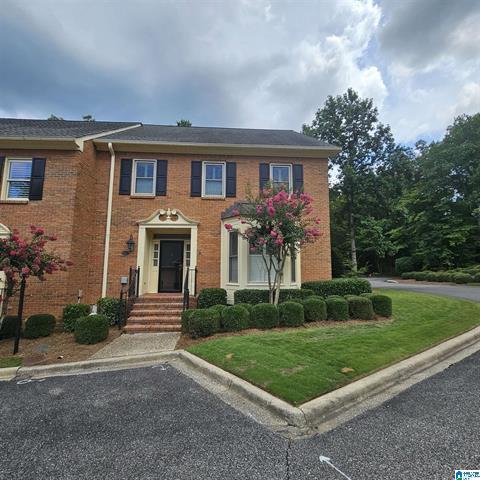 33 The Oaks Circle, Hoover, Alabama 35244