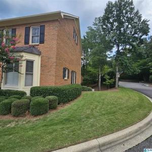 33 The Oaks Circle, Hoover, Alabama 35244