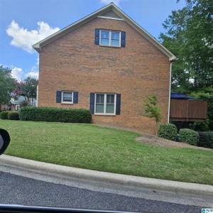 33 The Oaks Circle, Hoover, Alabama 35244