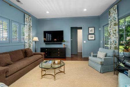 11 W Montcrest Drive, Mountain Brook, 阿拉巴马州 35213, 美国