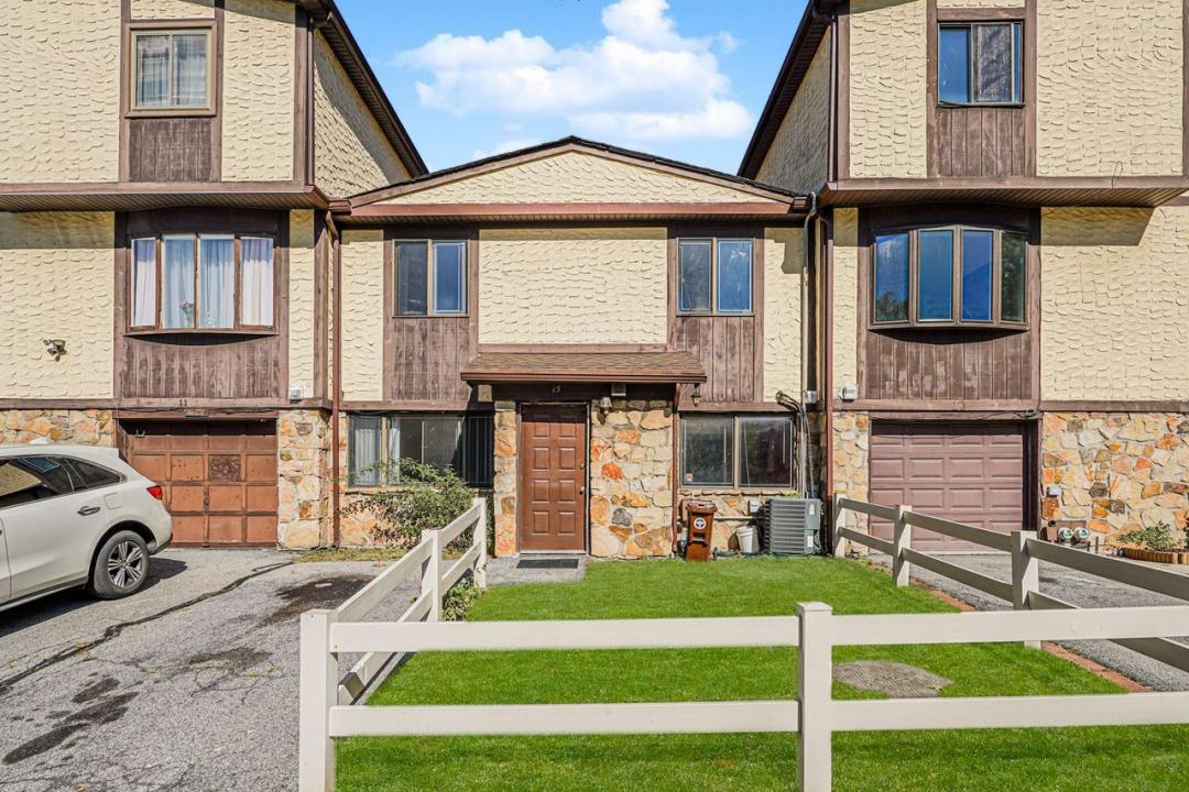 15 Parkview Loop, Staten Island, New York 10314, Stati Uniti