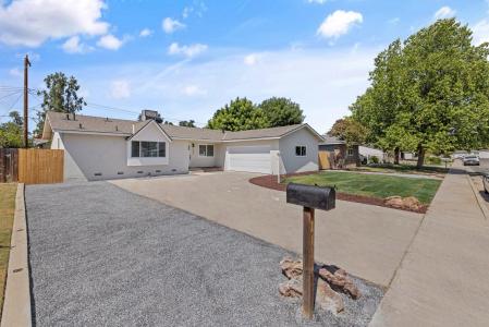 1406 W Princeton Avenue, Visalia, Califórnia 93277, Estados Unidos