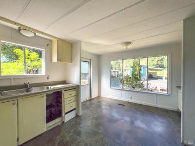 19401 Walker Road #12, Willits, 加州 95490, 美國