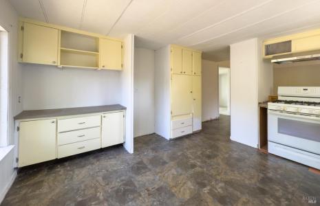 19401 Walker Road #12, Willits, 加州 95490, 美國