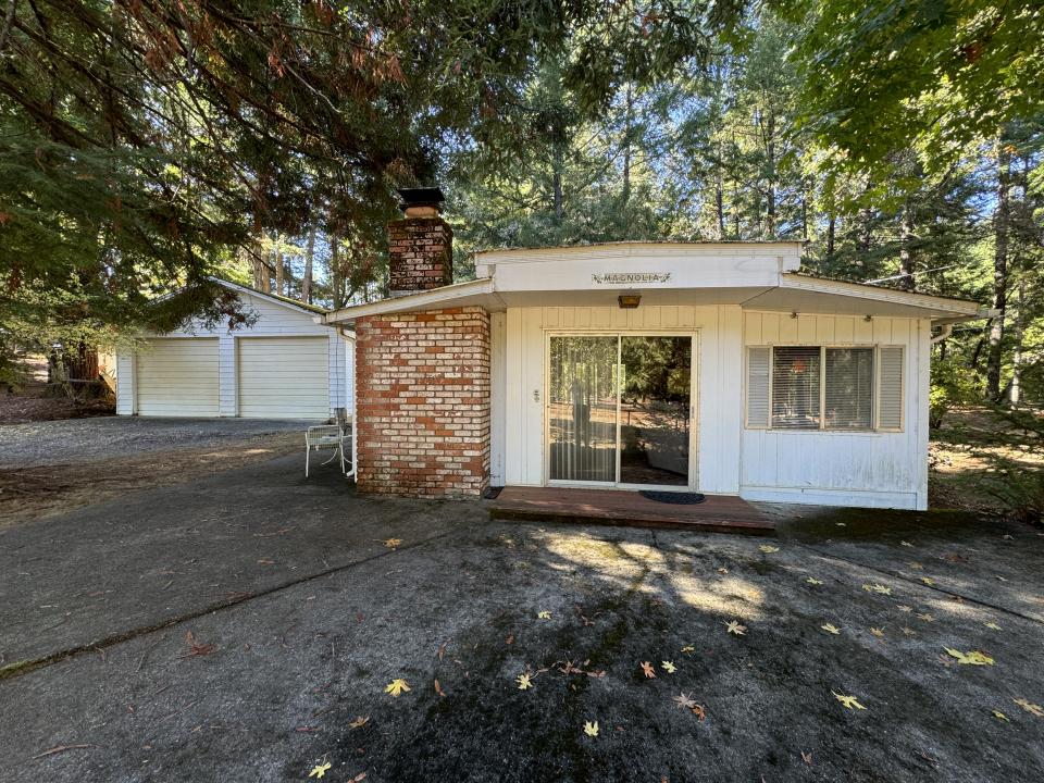 2381 Hilltop Drive, Willits, 加州 95490, 美國