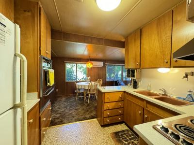 2381 Hilltop Drive, Willits, 加州 95490, 美國