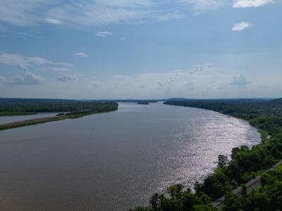 637 Riverpoint, Clarksville, أركنساس 72830, الولايات المتحدة