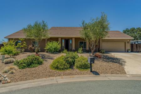 152 Robin Wood Place, Valley Springs, California 95252