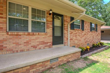 6315 Chippewa Dr, North Little Rock, Arkansas 72116, USA
