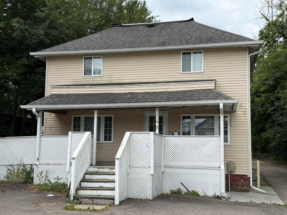 1148 E Main Street, Reedsburg, Wisconsin 53959