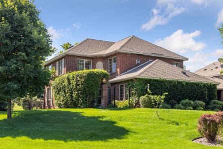 1900 Hunter Hill Road, Hudson, Wisconsin 54016, USA