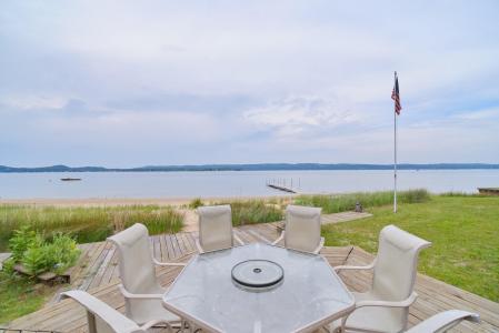 2840 Crescent Beach Road, Manistee, ميشيغان 49660, الولايات المتحدة