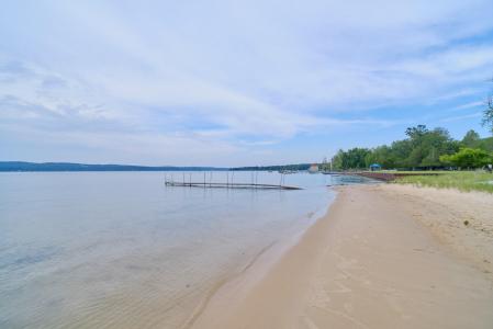 2840 Crescent Beach Road, Manistee, ميشيغان 49660, الولايات المتحدة