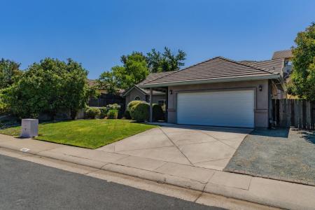 1021 Mockingbird, Valley Springs, Califórnia 95252, Estados Unidos