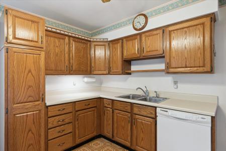 5452 Lucerne Avenue, Kalamazoo, מישיגן 49048, ארצות הברית של אמריקה 
