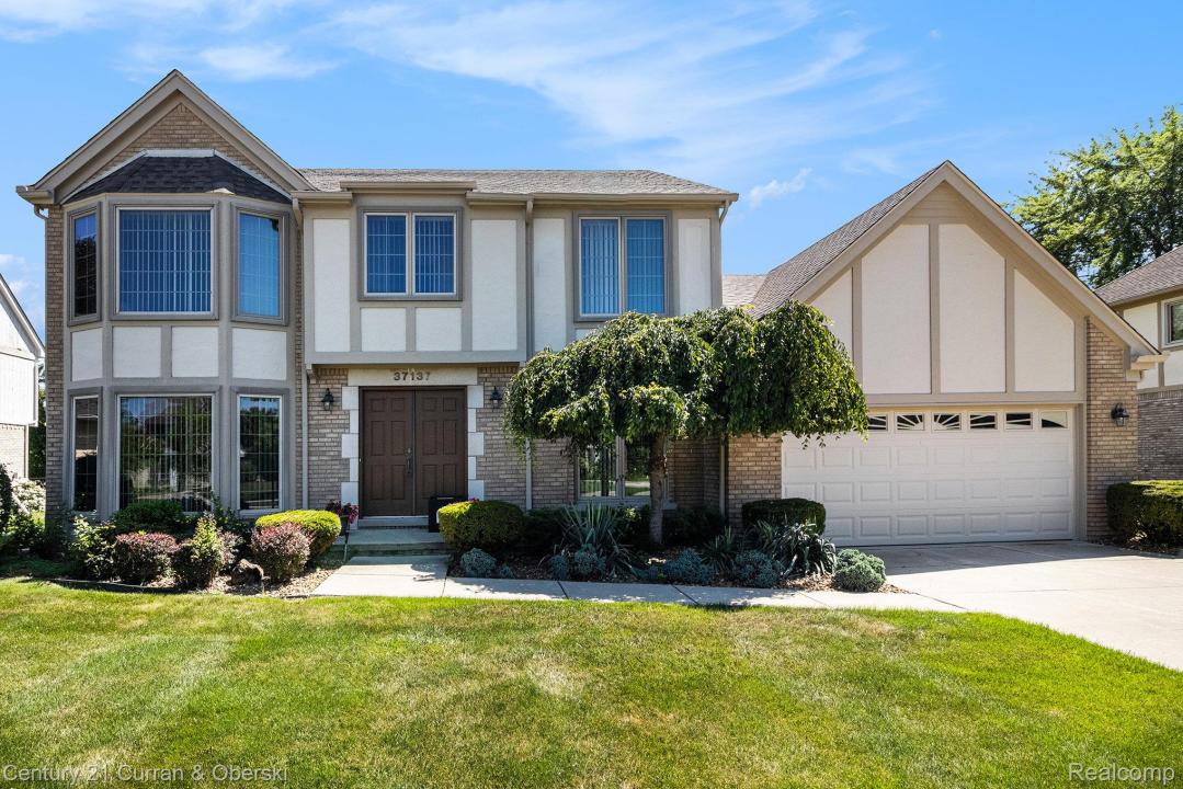 37137 Muirfield Drive, Livonia, Michigan 48152, Amerika Birleşik Devletleri