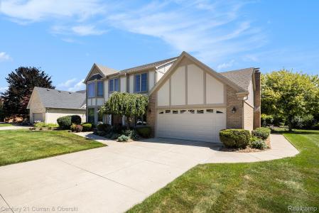 37137 Muirfield Drive, Livonia, Michigan 48152, Amerika Birleşik Devletleri