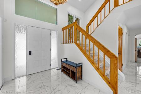 5120 Langlewood Court, West Bloomfield Charter Township, Мичиган 48322, Соединенные Штаты