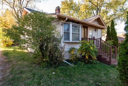 964 N Lewis Avenue, Waukegan, Illinois 60085, USA