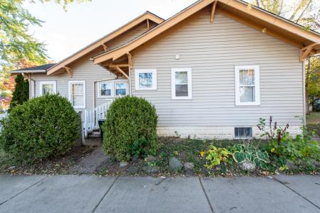 964 N Lewis Avenue, Waukegan, Illinois 60085, USA