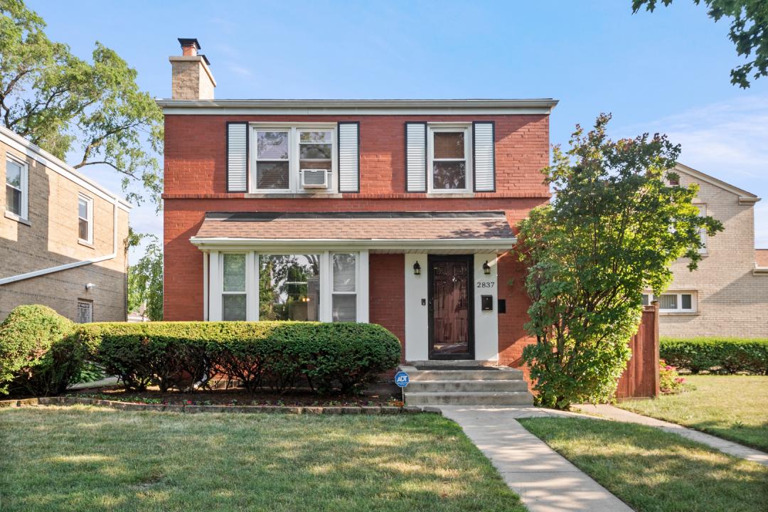 2837 W Coyle Avenue, Chicago, 伊利诺斯州 60645, 美国