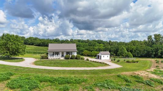 31520 Chapel Hill Road, Salisbury, Missouri 65281, USA