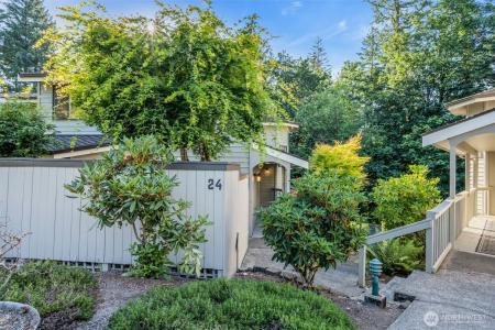15800 Village Green Drive #24, Mill Creek, Washington 98012, Estados Unidos