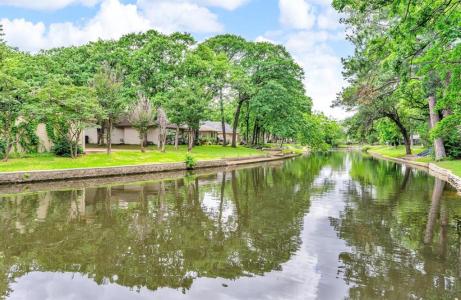 2204 Winewood LN, Arlington, Texas 76013, HOA KỲ