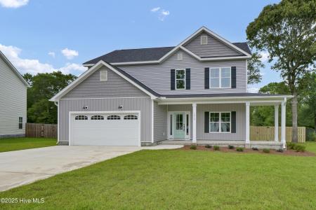 1612 Chadwick Shores Drive, Sneads Ferry, North Carolina 28460