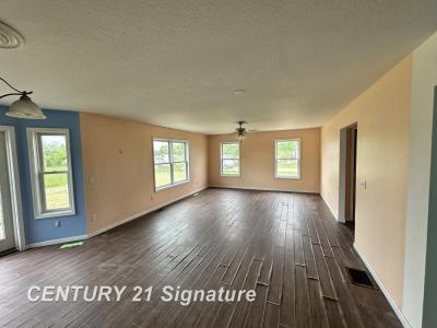7265 Deweigan, Mount Pleasant, Michigan 48858, USA