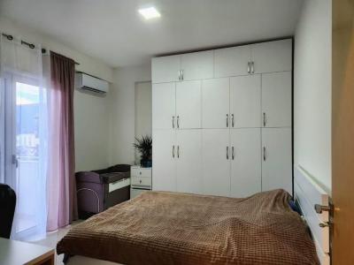 Albano dhe Romina, Vlorë, アルバニア