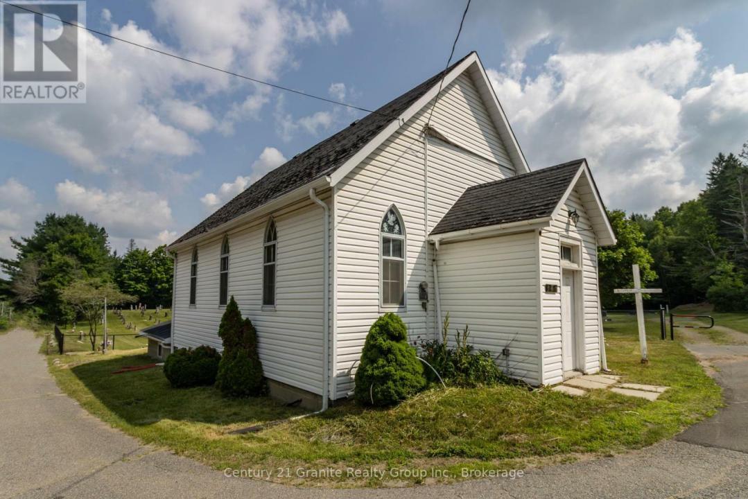 10961 HIGHWAY 118, Algonquin Highlands (stanhope), オンタリオ K0M 1J1, カナダ