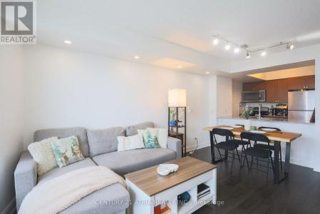 125 VILLAGE GREEN SQUARE, Toronto (agincourt South-malvern West), Ontario M1S 0G3, Canada