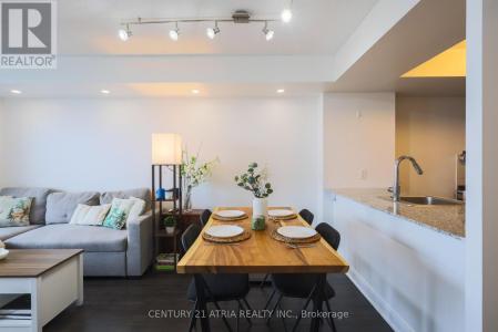 125 VILLAGE GREEN SQUARE, Toronto (agincourt South-malvern West), Ontario M1S 0G3, Canada