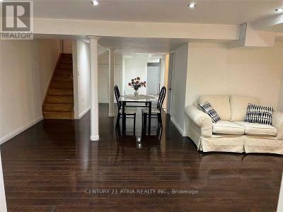 51 KALMAR CRESCENT, Richmond Hill (oak Ridges), Ontario L4E 3Z4, Canada