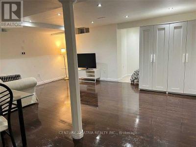 51 KALMAR CRESCENT, Richmond Hill (oak Ridges), Ontario L4E 3Z4, Canada