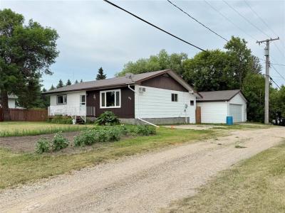 405 4TH STREET, Rapid City, Manitoba R0K 1W0, Canada
