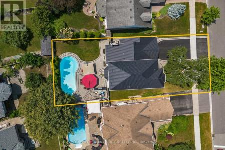3 ROTHEAN DRIVE, Whitby (lynde Creek), Ontario L1P 1L5, Canada