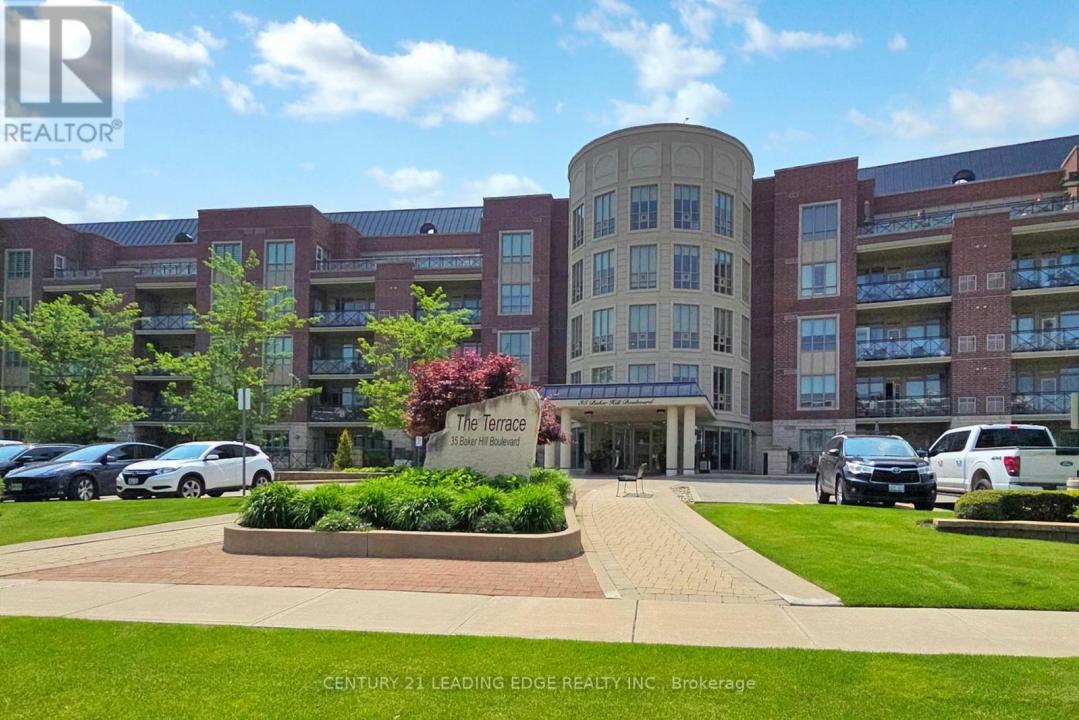 35 BAKER HILL BOULEVARD, Whitchurch-stouffville (stouffville), Ontario L4A 1P8, Canada