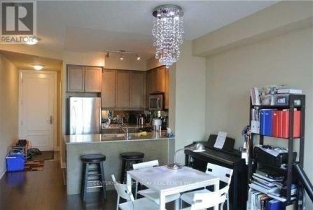 20 BLOORVIEW PLACE, Toronto (don Valley Village), Ontario M2J 0A6, Canadá