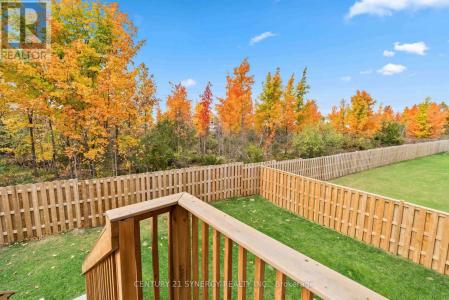 10 STAPLES BOULEVARD, Smiths Falls, Ontario K7A 0B6, Canada