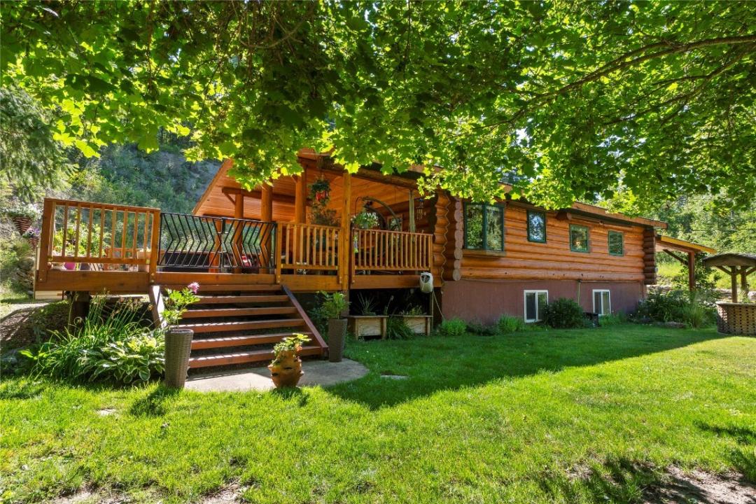 6859 RANCHERO DRIVE E, Salmon Arm, Colombia Británica V1E 2Y5, Canadá