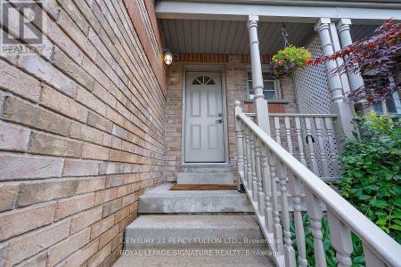 6 MURPHY LANE, Ajax (northwest Ajax), Ontario L1T 3X2, Canada