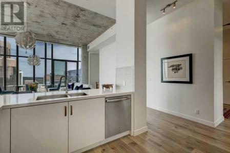 1010 6 STREET SOUTHWEST, Calgary, Alberta T2R 1B4, Canada