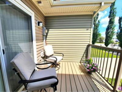 #7 300 QUEEN ST, Spruce Grove, Alberta T7X 2J1, Canada