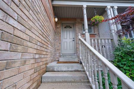 6 MURPHY LANE, Ajax, Ontario L1T 3X2, Canada