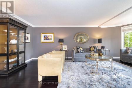 36 LINDEMANN STREET, Markham (aileen-willowbrook), 安大略省 L3T 5M8, 加拿大